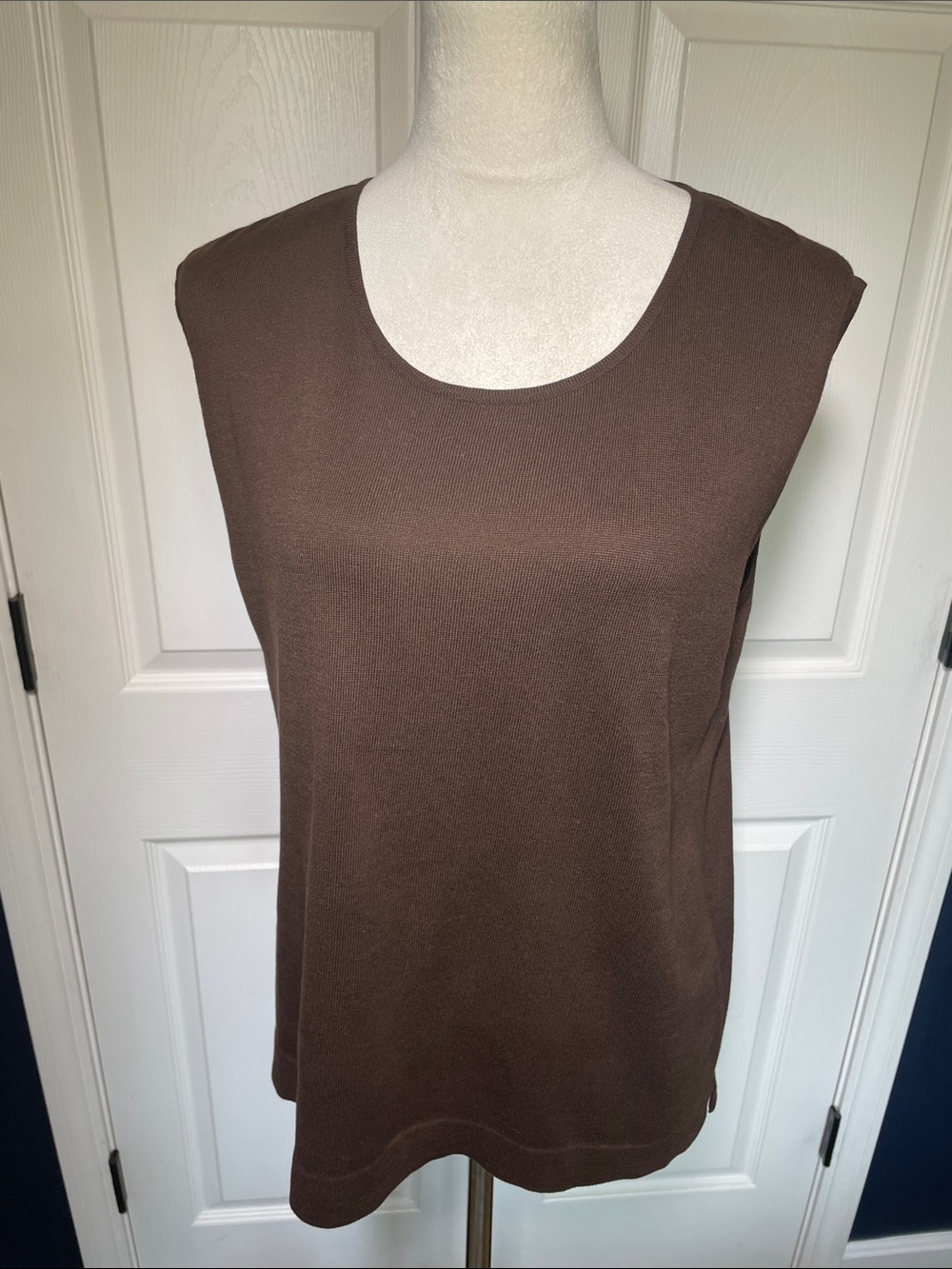 Rene Lezard Premium Chocolate Brown Sleeveless Knit Top Tank‎ Minimalist Size L